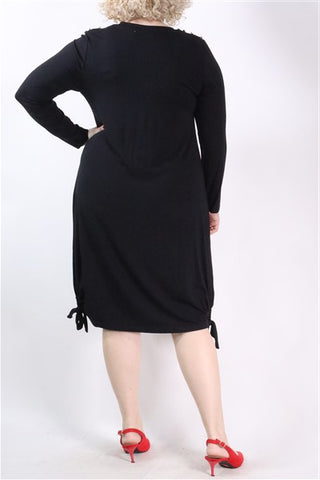 שמלה מעוצבת בשחור- L שמלה מעוצבת בשחור- L