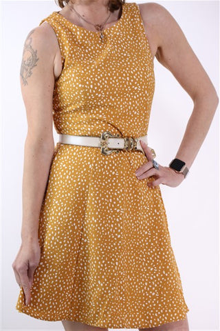 שמלה מעוצבת נקודות במוקה- XS-S שמלה מעוצבת נקודות במוקה- XS-S