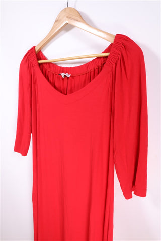 שמלה אופשולדרס מעוצבת באדום -L שמלה אופשולדרס מעוצבת באדום -L