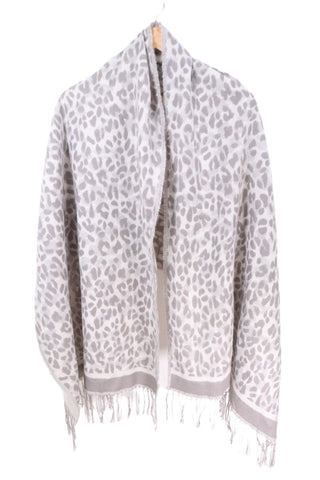 צעיף של בסטייל חברבורות באפור-OS צעיף של בסטייל חברבורות באפור-OS