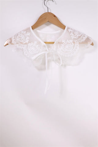 צעיף צווארון שיפון ותחרה בלבן- OS צעיף צווארון שיפון ותחרה בלבן- OS