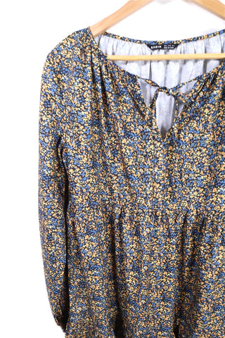 שמלת אוברסייז פרחונית בכחול וכתום- M-L שמלת אוברסייז פרחונית בכחול וכתום- M-L
