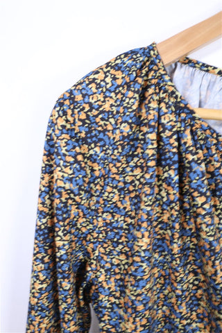 שמלת אוברסייז פרחונית בכחול וכתום- M-L שמלת אוברסייז פרחונית בכחול וכתום- M-L