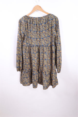 שמלת אוברסייז פרחונית בכחול וכתום- M-L שמלת אוברסייז פרחונית בכחול וכתום- M-L