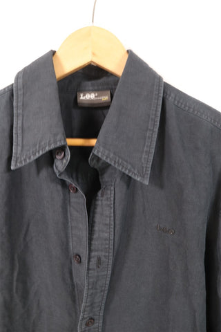 חולצה מכופתרת  LEE בשחור-L-XL חולצה מכופתרת  LEE בשחור-L-XL