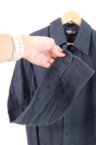 חולצה מכופתרת  LEE בשחור-L-XL חולצה מכופתרת  LEE בשחור-L-XL