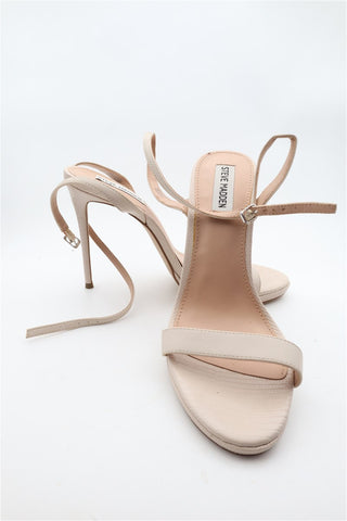 עקב סטיליטו STEVE MADDEN - מידה 39.5 עקב סטיליטו STEVE MADDEN - מידה 39.5