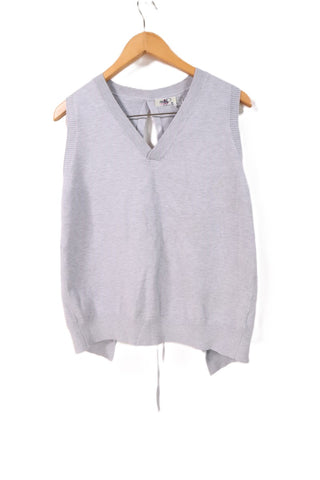 אפודת סריג מעוצבת חדשה באפור- XS-M אפודת סריג מעוצבת חדשה באפור- XS-M