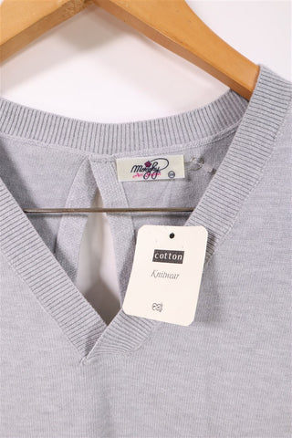 אפודת סריג מעוצבת חדשה באפור- XS-M אפודת סריג מעוצבת חדשה באפור- XS-M