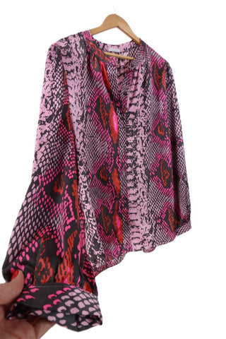 חולצה מנוחשת בגווני סגול וורוד-XL חולצה מנוחשת בגווני סגול וורוד-XL