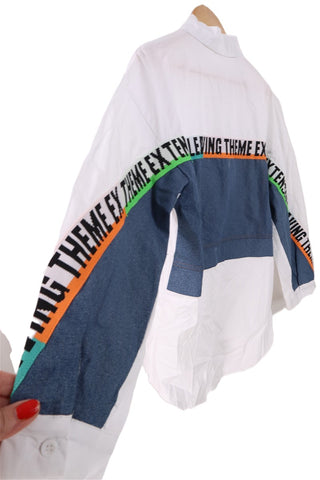 חולצה חדשה בלבן וגינס- M חולצה חדשה בלבן וגינס- M