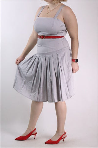 שמלה מעוצבת באפור- L שמלה מעוצבת באפור- L