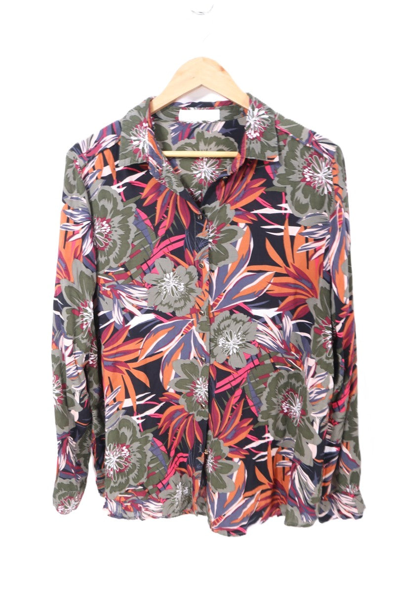 חולצה פרחונית מכופתרת- M-L