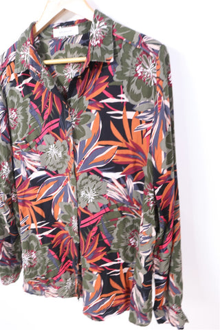 חולצה פרחונית מכופתרת- M-L