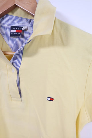 חולצה פולוTOMMY HILFIGER בצהוב- XS-M