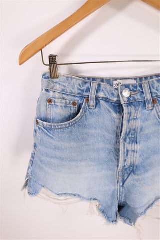מכנסי שורט ZARA בתכלת גינס - XS-S