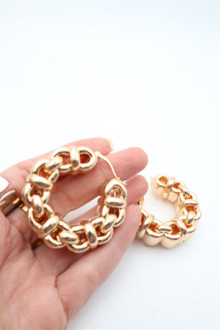 עגילי חישוק מעוצבים בזהב- OS