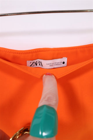 חצאית מיני ZARA בכתום - XS
