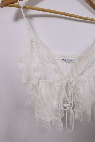 חולצת קשירה ZARA תחרה בלבן- M