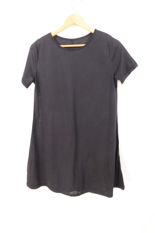 שמלת אוברסייז בשחור -S-M