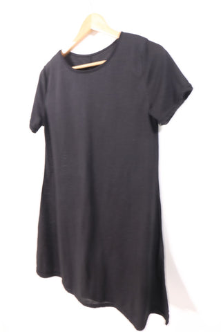 שמלת אוברסייז בשחור -S-M