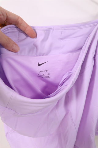 מכנסיים שורט NIKE ספורטיבי בלילך-S