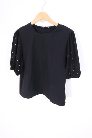 חולצה מעוצבת  ZARA בשחור- L