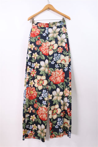 חליפת מכנסיים וגקט ZARA פרחונית בשחור- XS-S