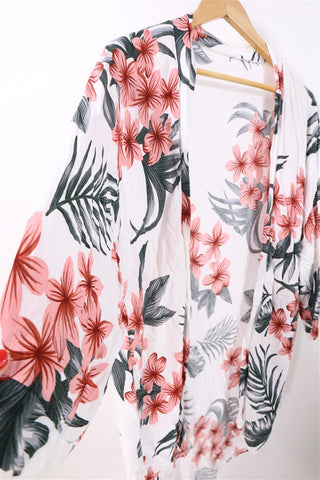 עליונית קימונו פרחונית בשמנת- OS