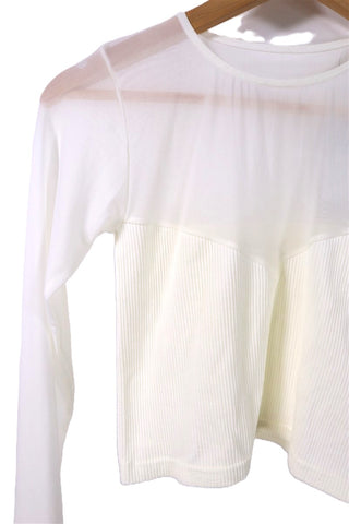 חולצת ספורט חדשה רשת בשמנת- M