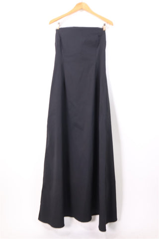 שמלת סטרפלס אלגנטית בשחור- M (