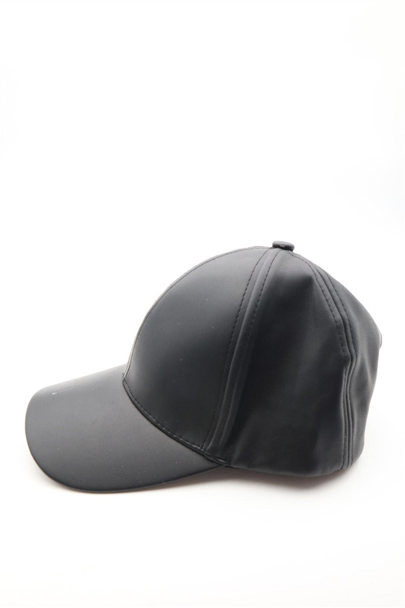 כובע קסקט דמוי עור בשחור- OS