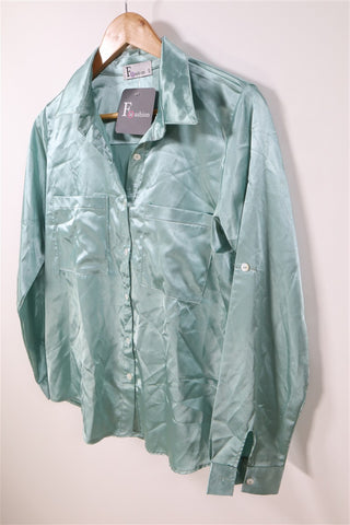 חולצת סטן חדשה בירוק מרווה- M-L