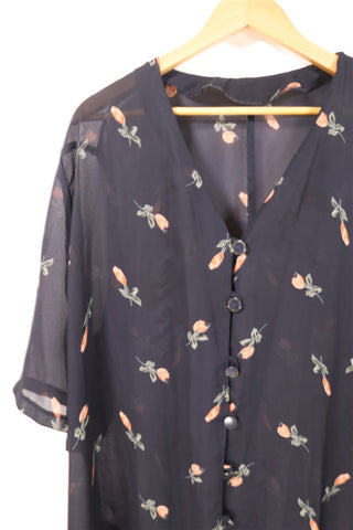 עליונית וינטיג פרחונית בשחור- XXL