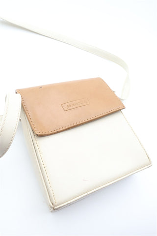 תיק וינטיג קופסתי מעור בחום ושמנת- OS