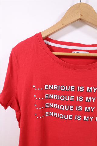 חולצת טי שרט מודפסת באדום- L