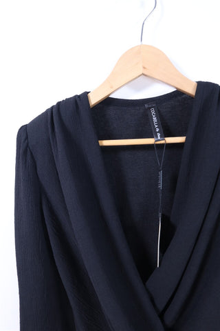 בגד גוף חדש מעטפת בשחור- M