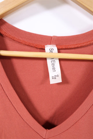 חולצת בייסיק סטרצית בכתום חום- S