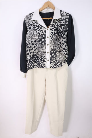 חולצת וינטיג מעוצבת בשחור ולבן- M-L