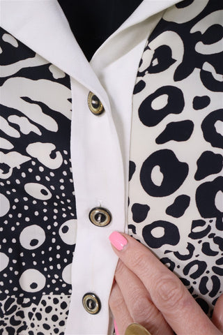 חולצת וינטיג מעוצבת בשחור ולבן- M-L