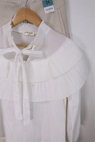 חולצת פליסה ועניבת קשירה בלבן-M