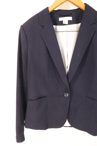 גקט אלגנטי כחול במרקם משבצות-L