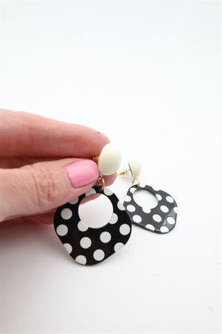 עגילים מנוקדים בשחור ולבן חדשים - OS