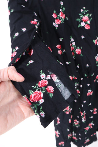 שמלה פרחונית בשחור- XS-S