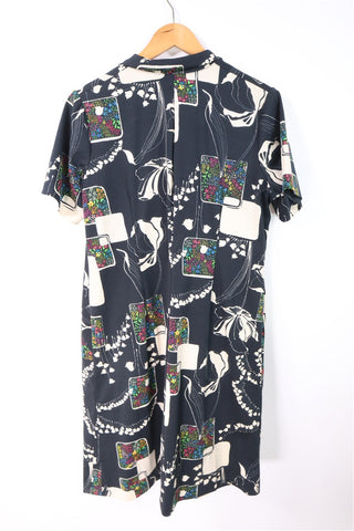 שמלת וינטיג פרינט צבעוני בשחור- L