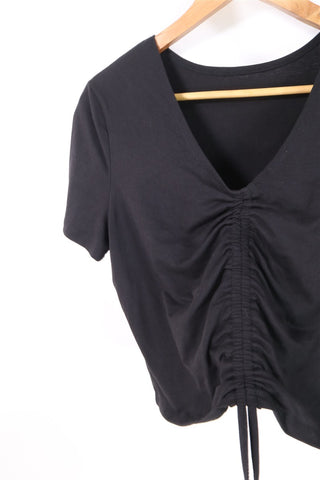 חולצת כיווצים שחורה- M-L