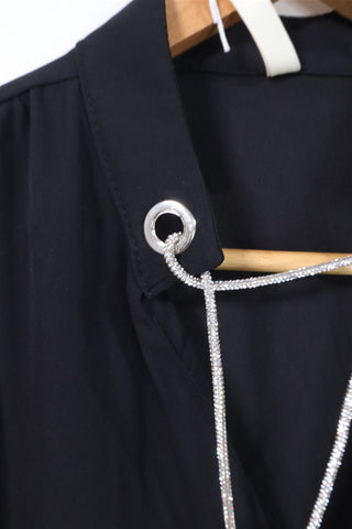 חולצה אלגנטית חדשה בשחור- L