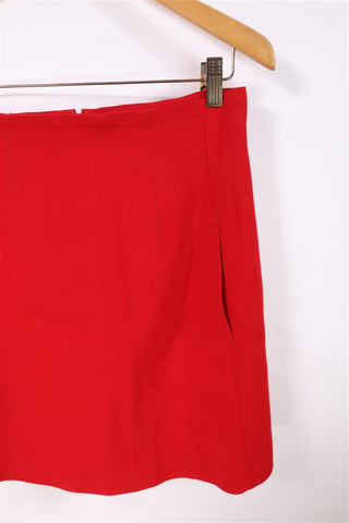 חצאית באדום ZARA מעוצבת -S