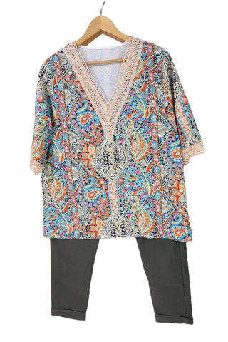 חולצה אתנית עם קרושה-L