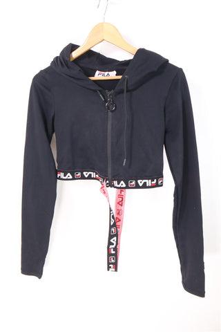 חולצת קפוצון  ספורטיבית קרופ  FILA בשחור- S